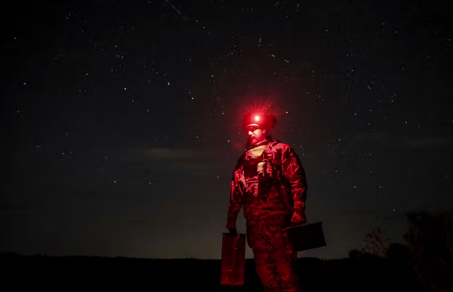 Украинский солдат 24-й механизированной бригады вблизи Часова Яра в Донецкой области © Олег Петрасюк/Украинская 24 механизированная бригада/AP 