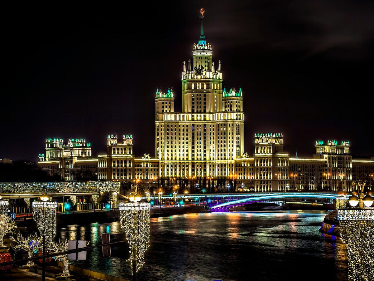 Вечерняя Москва