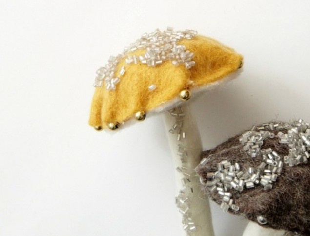    Грибы   
Источник: «Monsters circus»