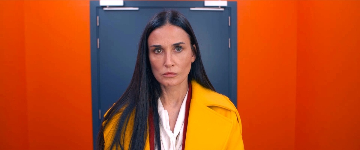 Кадры из к/ф «Субстанция».