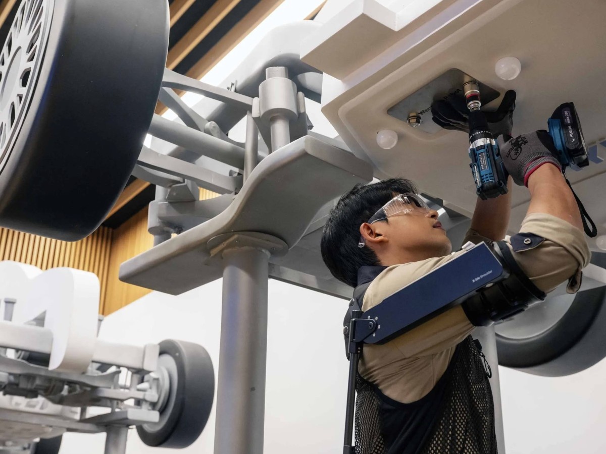    Hyundai и Kia представили экзоскелет для рук [ФОТО]