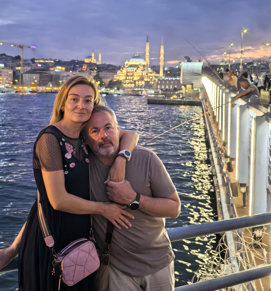 А это мы в Стамбуле. Приехали сюда с караваном.