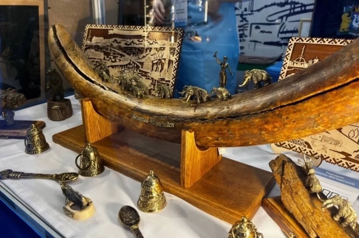    Выставка «Товары земли Югорской» растет с каждым годом.