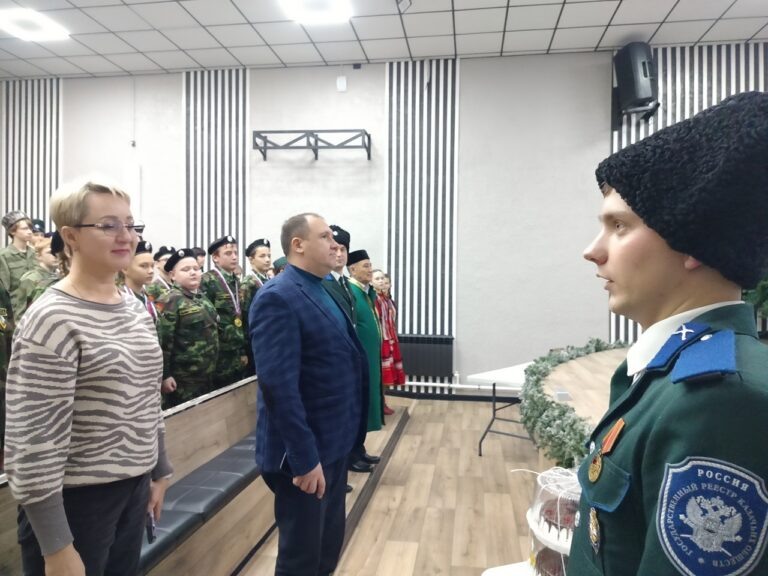    Под Оренбургом прошло закрытие профильной смены «Юный казак» Вячеслав Войтин