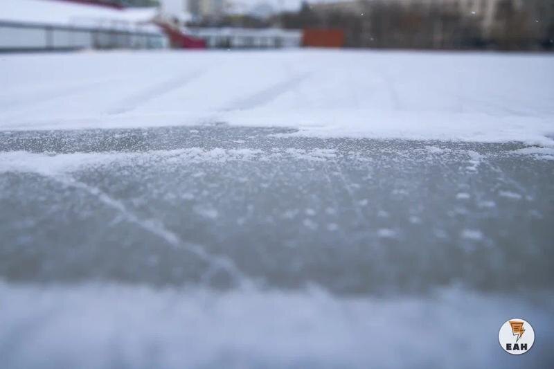    ЕАН / В нынешнем сезоне площадь катка у арены «Зенита» увеличена более чем в два раза