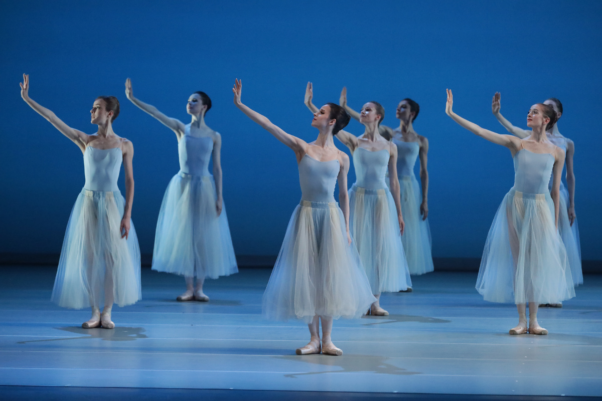 Баланчин, «Серенада», Мария Хорева, фото Н.Разина