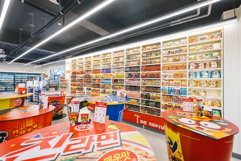 Магазин-Библиотека Рамёна в Сеуле. Южная Корея