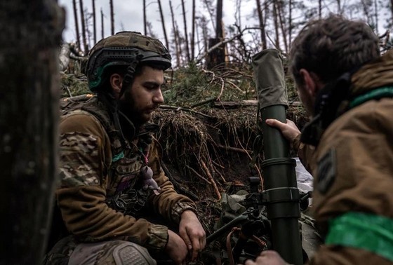    Солдаты ВСУ в зоне боевых действий