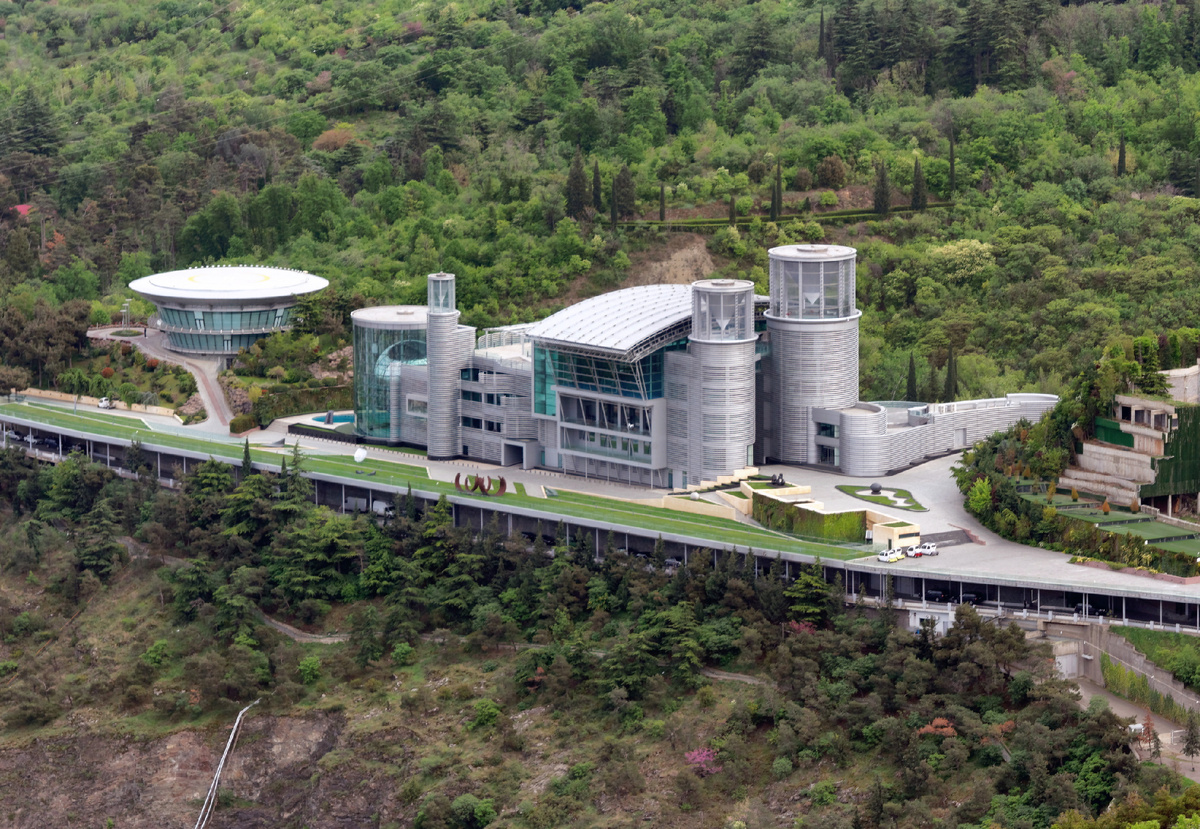 Резиденция Б,Иванишвили в Тбилиси