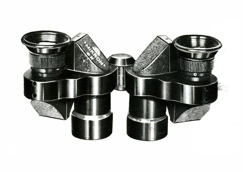 Одна из первых моделей бинокля, разработанных, сконструированных и изготовленных компанией Nikon. 1021