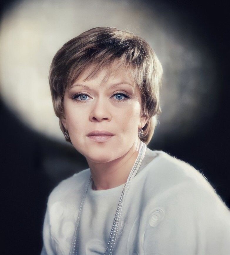 Алиса Фрейндлих