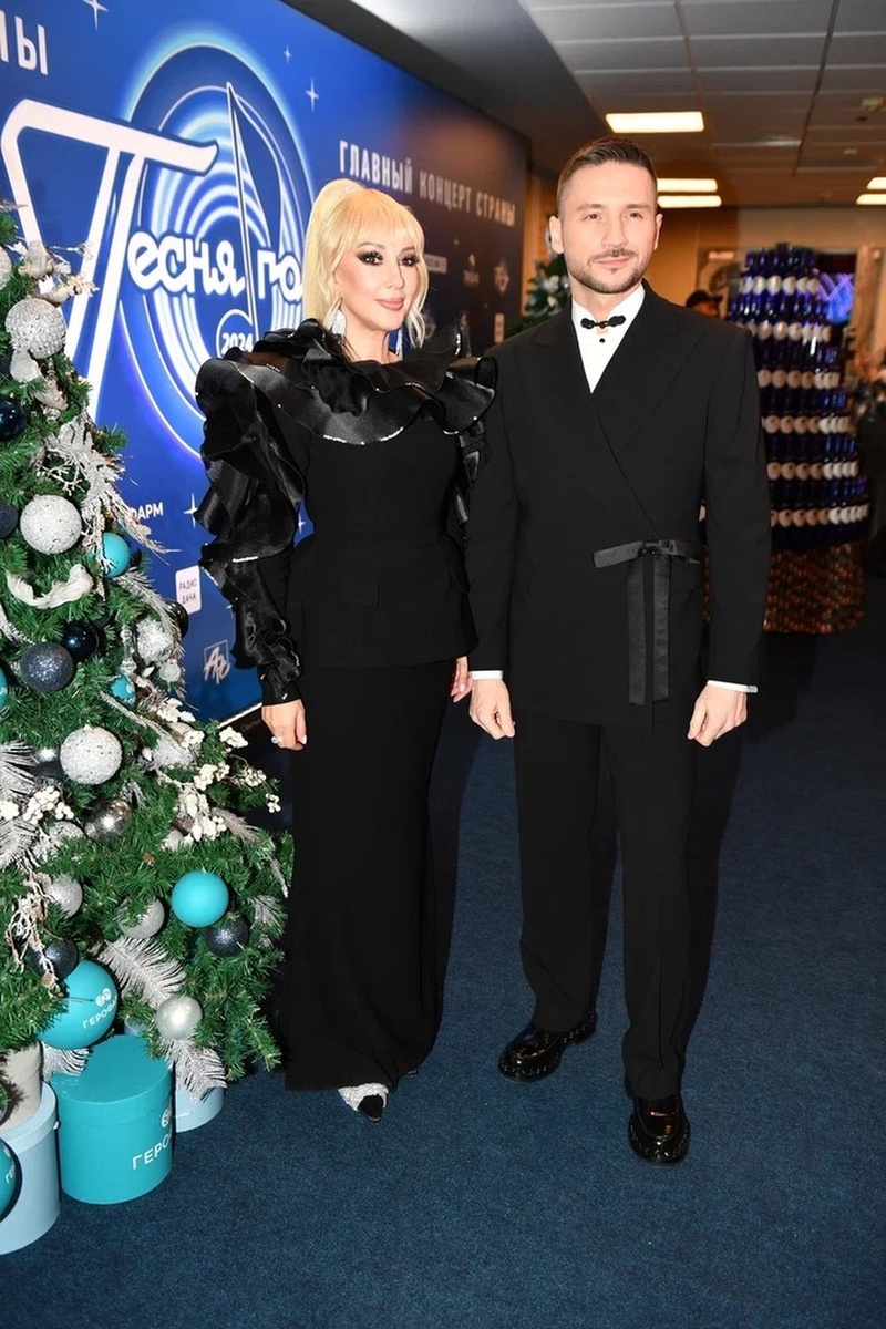    Лера Кудрявцева и Сергей Лазарев Евгения ГУСЕВА