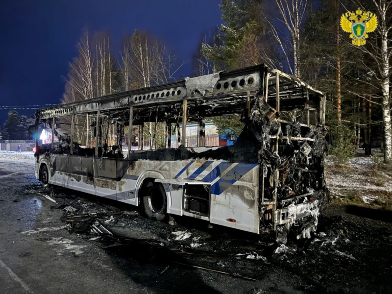    Глава Минтранса Карелии рассказал о судьбе пассажиров сгоревшего автобусасо страницы главы Минтранса Карелии Сергея Щебекина