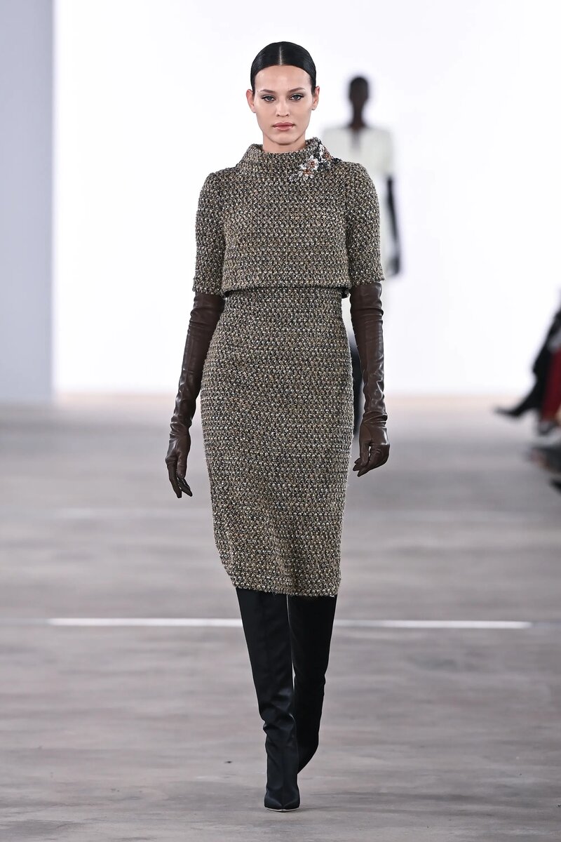 Badgley Mischka Fall 2024 - очарование винтажного гламура 