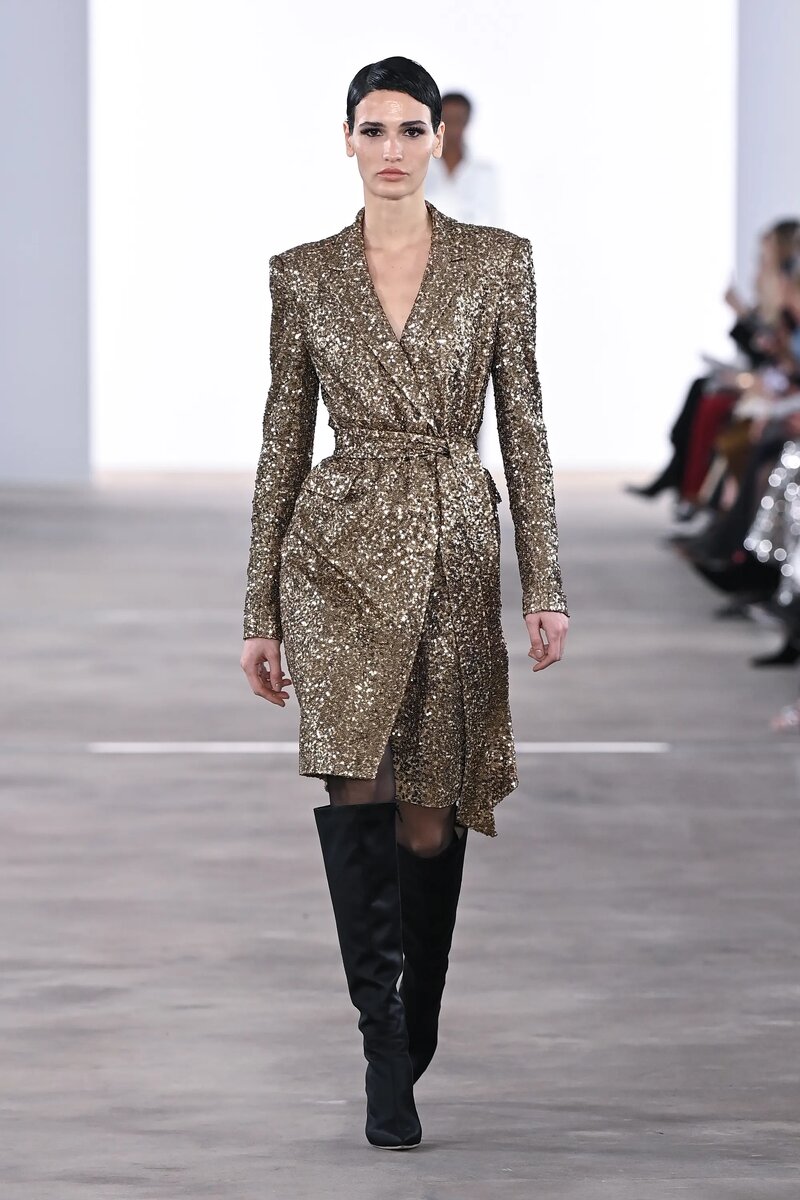 Badgley Mischka Fall 2024 - очарование винтажного гламура 