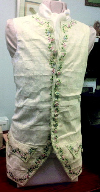 Точная копия жилета Кука. Мемориальный музей капитана Кука, Уитби, Северный Йоркшир. О том, как ее воссоздали можно прочитать здесь. Источник: www.euppublishing.com