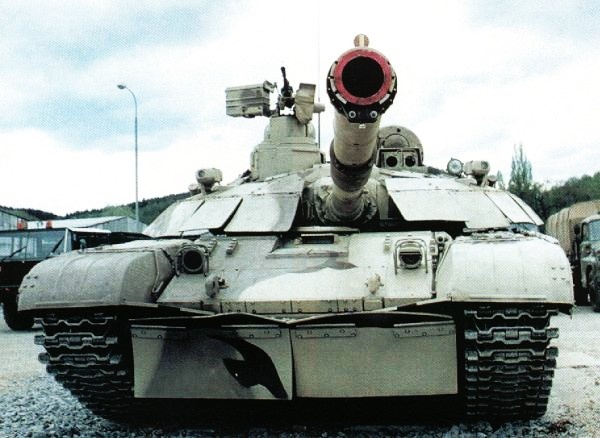 Т-72МП. В разработке танка, помимо Украины, принимали участие зарубежные фирмы.