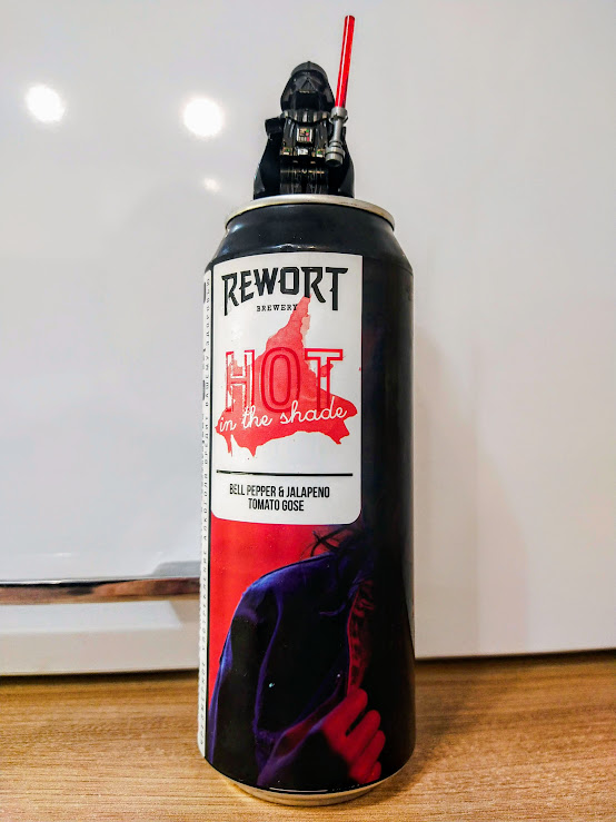 Так выглядит часть этикетки с названием