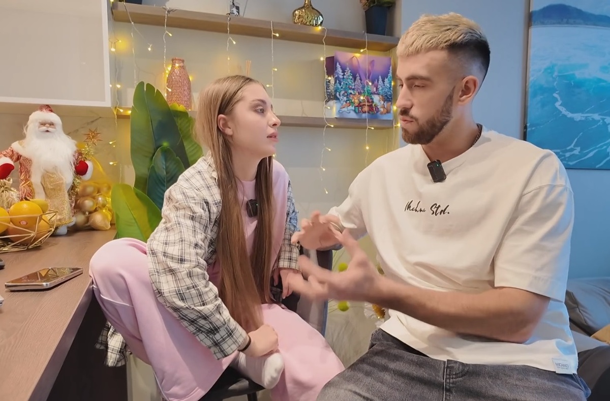 Игорь Григорьев и Катя Квашникова (фото из эфира на «Okko»)