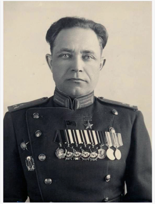 полковник Н.Ф.Кайманов (1907-1972). Источник - https://gazetaladoga.ru/4904-nikita-fadeevich-kajmanov-legendarnyj-pogranichnik