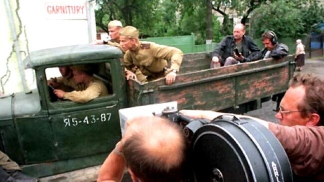 Юрий Колокольников на съемках фильма "В августе 44-го". Фото: m.fishki.net
