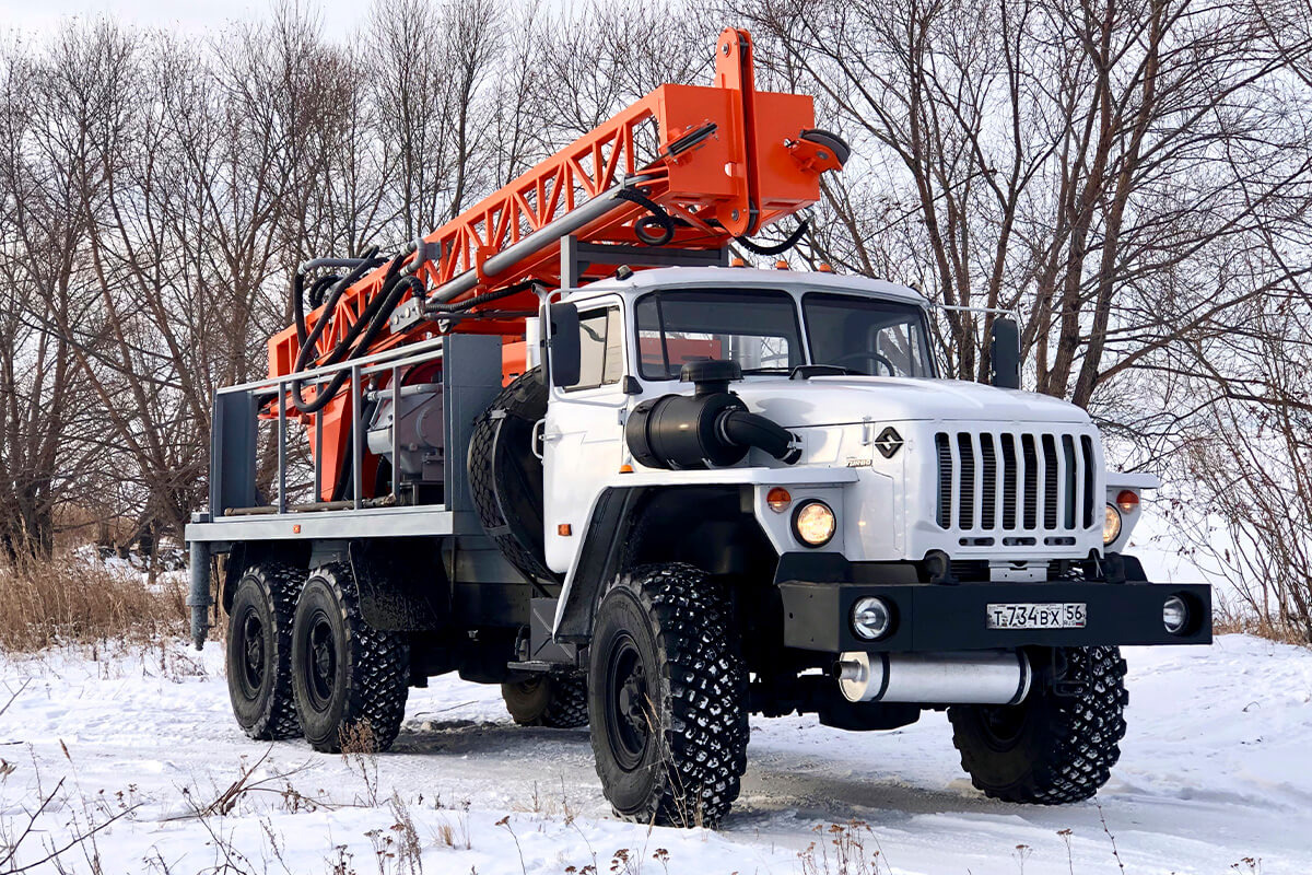 Гидравлическая буровая установка УРБ 3А-3М 