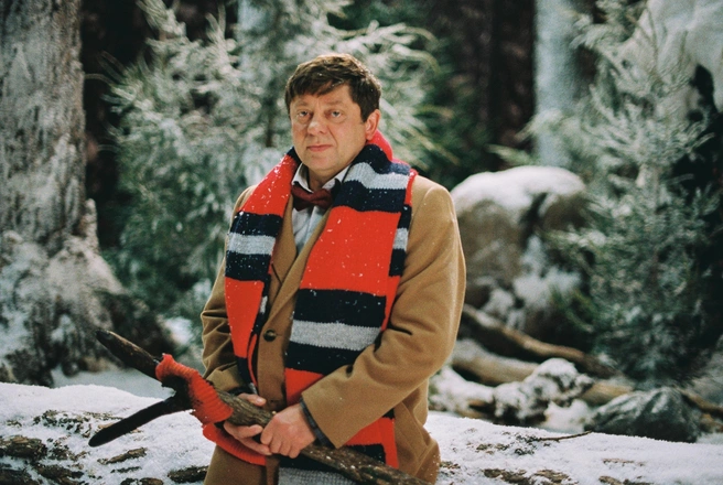 Дмитрий Брекоткин в фильме "Звезды в Сибири" (2024)