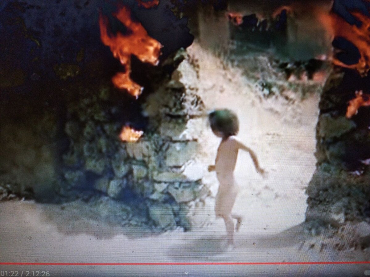 кадр из фильма...