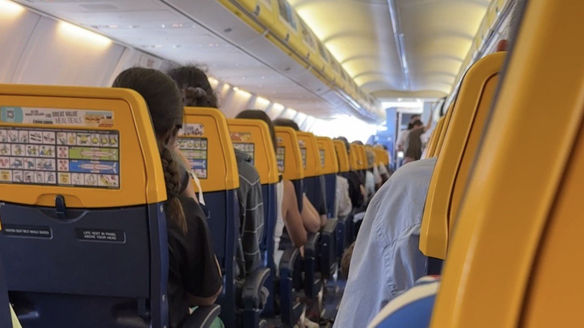 Пример кресел и посадки у лоукостеров