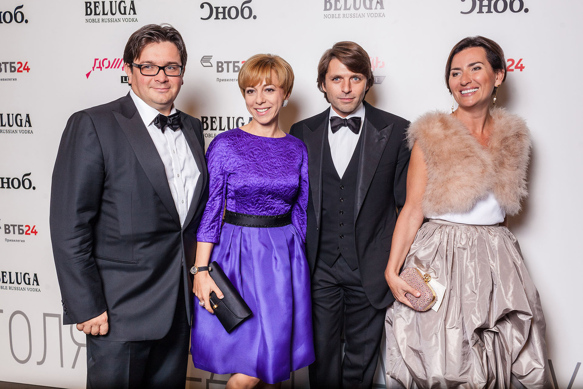    Слева направо: Марианна Максимовская, Николай Усков, Ксения Соколова