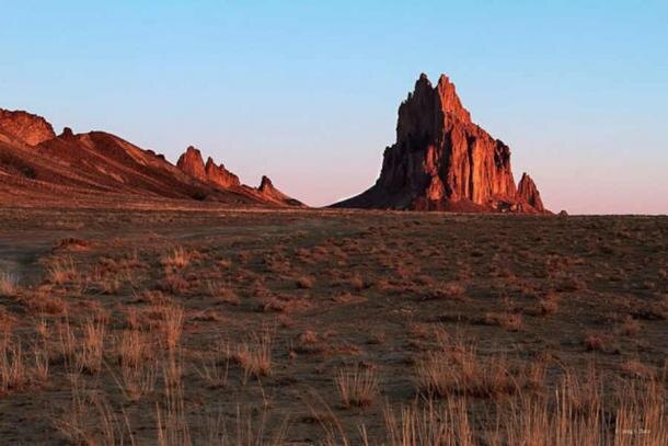 Традиционная территория Динета (северо-запад Нью-Мексико), где расположен Гобернадор Ноб