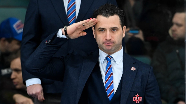    Главный тренер СКА Роман Ротенберг.ХК СКА