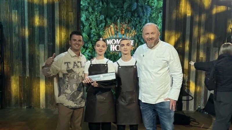     Шоу «Молодые ножи» Из личного архива Дарьи Ковалевой