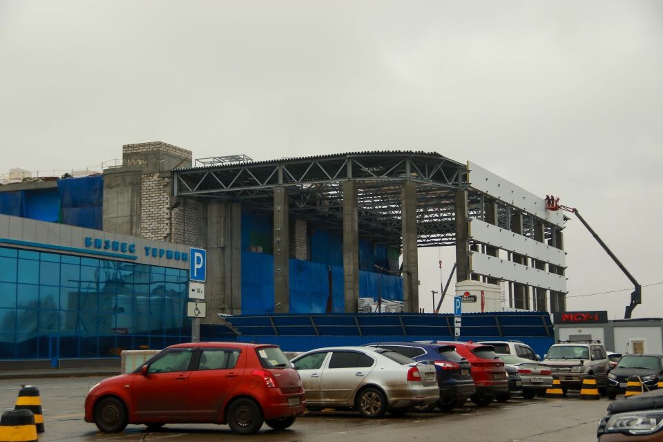    Строительство нового терминала аэропорта Барнаула. Октябрь 2024 года. Источник: Виталий Барабаш