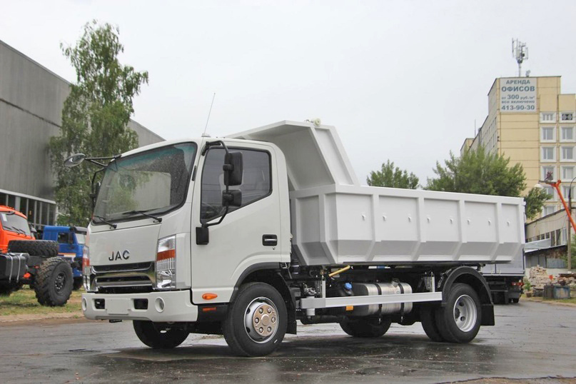 Самосвал JAC N90