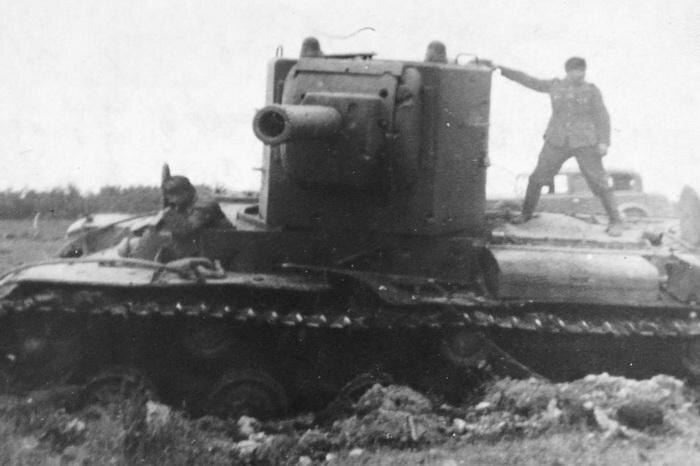 Танк КВ-2 с заводским номером Б-4673 (снимок из открытых источников)