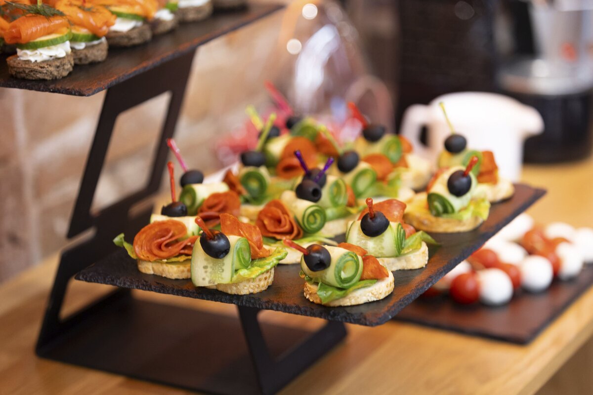 По мнению врачей, сбрасывать вес к определенному событию – не лучшая практика.  Фото: ФедералПресс / Иван Кабанов