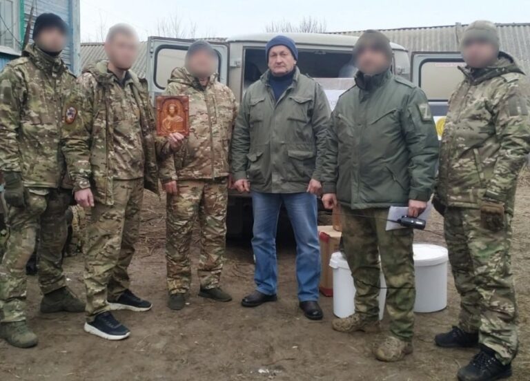    Из Бузулукского района бойцам СВО доставили УАЗ и мед на целый батальон Кристина Просвиркина