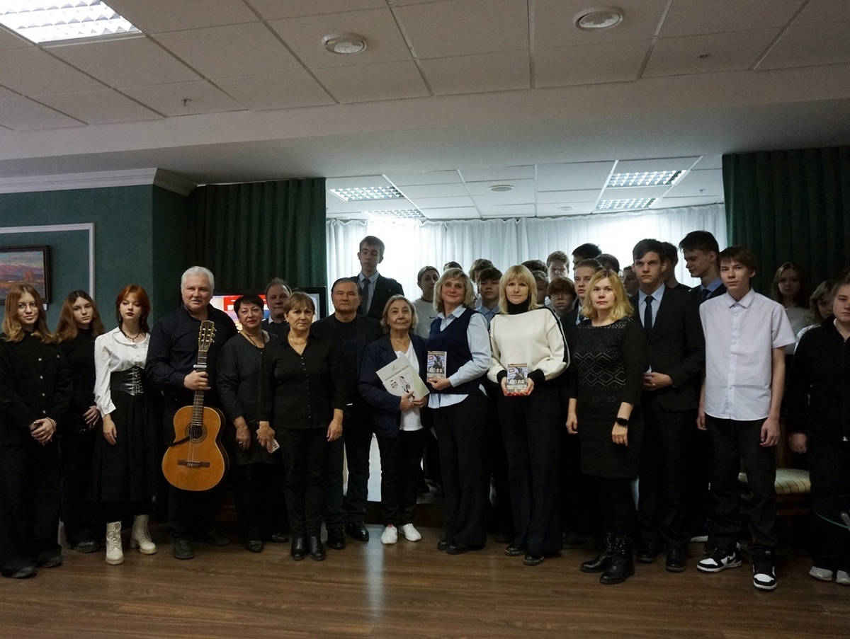 Участники презентации нового сборника «Поле битвы-2»