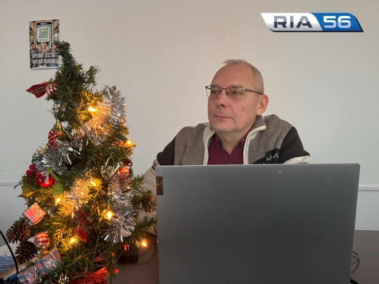    В 67% оренбургских компаний есть традиция украшать рабочие места к Новому году Кристина Просвиркина