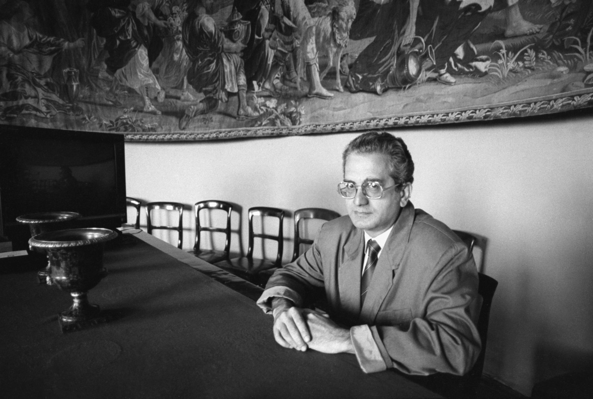    Михаил Пиотровский родился 9 декабря 1944 года в Ереване. Его отец был известным археологом и почти 30 лет возглавлял Государственный Эрмитаж. Мать — археолог-востоковед / Legion-Media