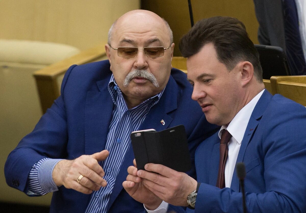 Борис Зубицкий и член Комитета Госдумы РФ по обороне Роман Романенко