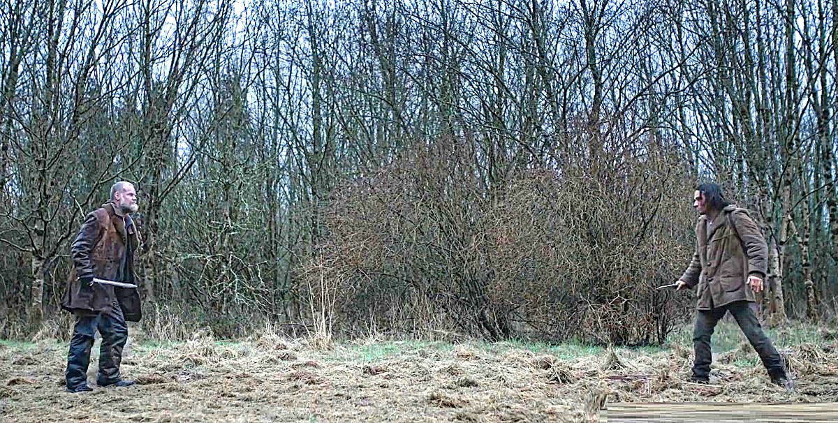 Да что каннибалы! Вы бы видели, какие разборки здесь грибники из-за шампиньонов устраивают! 