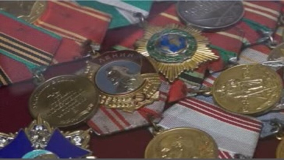    Сегодня в России отмечается День Героев Отечества