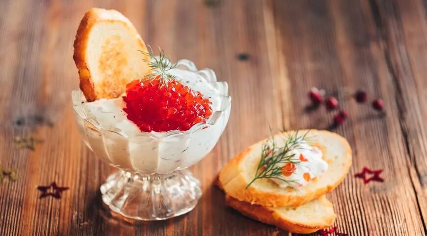   Намазка из творога с красной икрой (ООО «Издательский дом «Гастроном»)