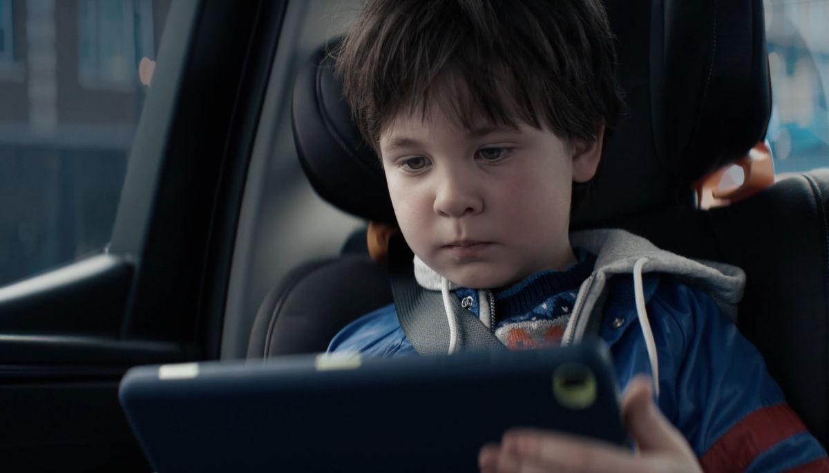 Toyota запустила трогательную кампанию «Naughty List» к праздникам