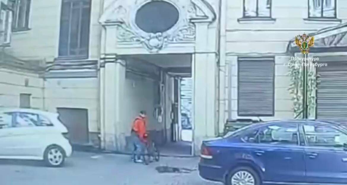 Фото: скриншот видео пресс-службы Прокуратуры Санкт-Петербурга