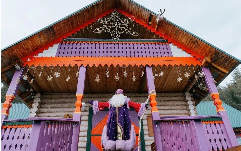    «Раз, два, три, елочка – гори!»: афиша новогодних праздников и спектаклей для детей в Ижевске