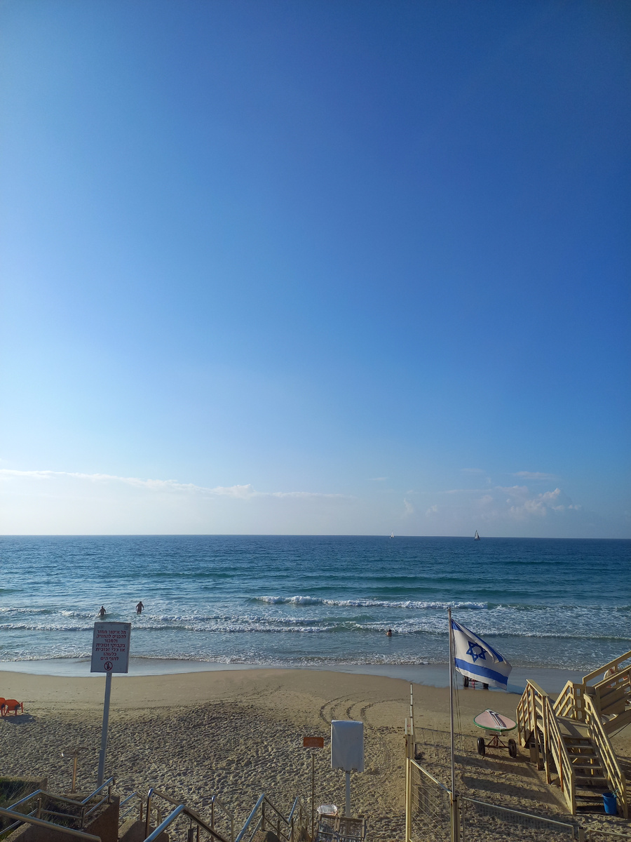Пляж возле Тель-Авива