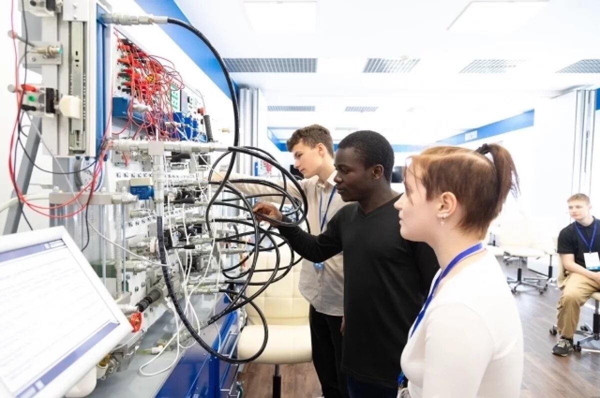    Студенты вуза — будущие горняки — получат возможность проходить практику на крупнейшем в России подземном учебном полигоне.